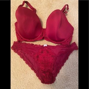 Victoria Secret Lace Bra & Panty Set
